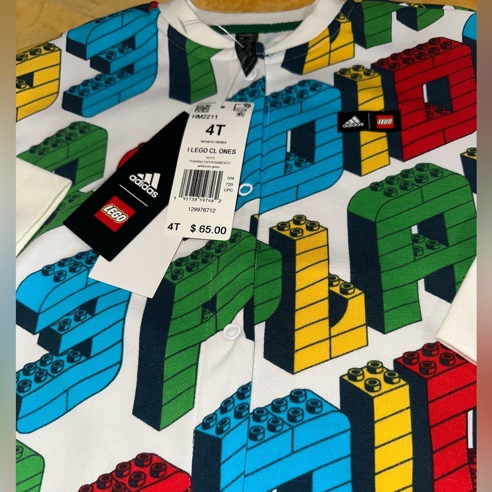 New Adidas Lego One-piece 4T - Picture 8 of 8